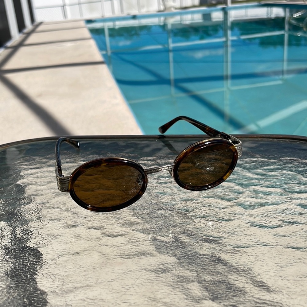 BRIGHTON SUN GLASSES.  HANDMADE.     LADIES.